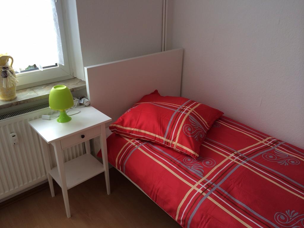 White House Bochum Ehrenfeld Apartment Room photo